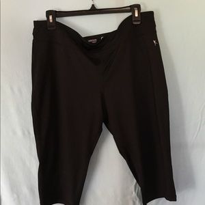 Danskin Exercise Capri Length Pants
