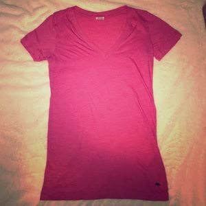 Victoria’s Secret PINK v-neck tee in hot pink