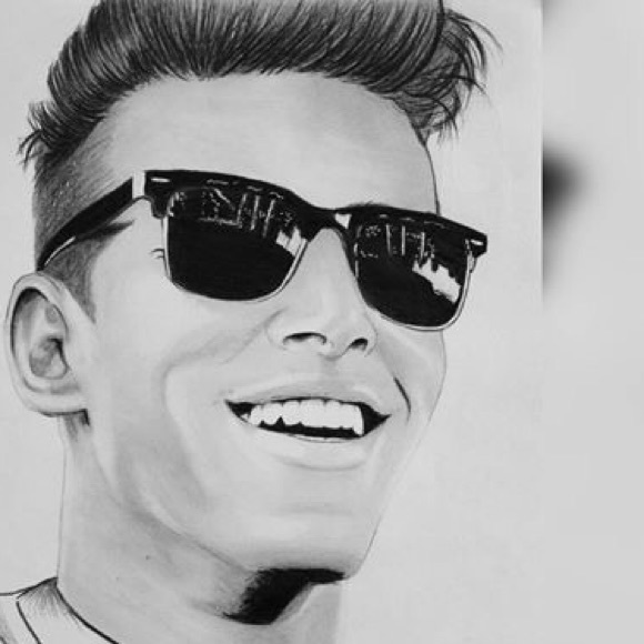 Meet your Posher, David - Picture 1 of 1