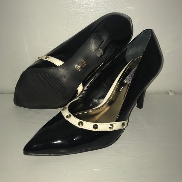 Jennifer Lopez Heels - Picture 2 of 2