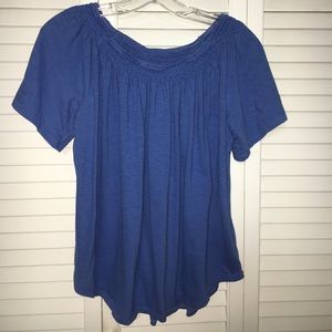 Ann Taylor Loft Blue Tee Size: Large
