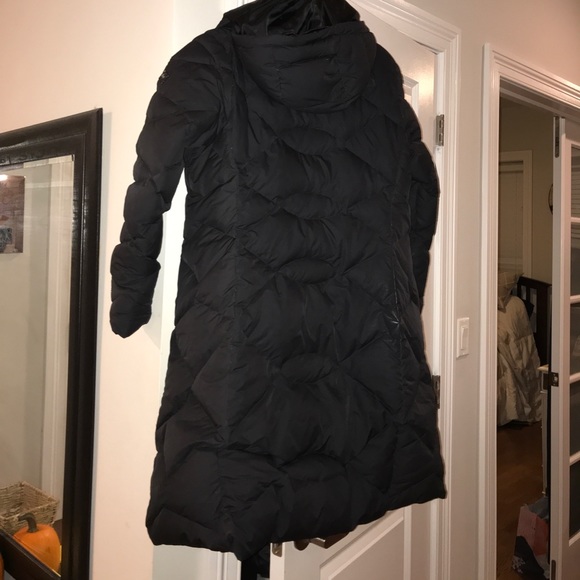 North Face: Women’s Miss Metro Parka - Picture 5 of 6