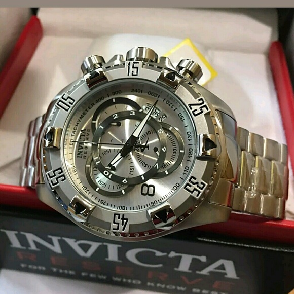 Big sale,$1,700 Invicta Swiss chronograph watch - Picture 5 of 5