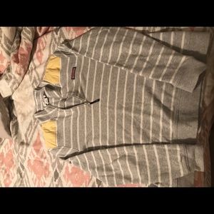 Vineyard Vine Pullover