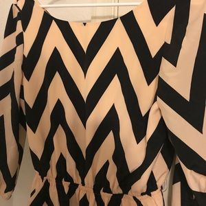 NWT Gianni Bini chevron dress