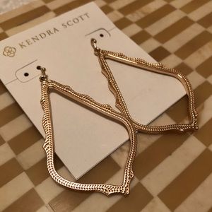 Kendra Scott Sophee Drop Earrings In Gold