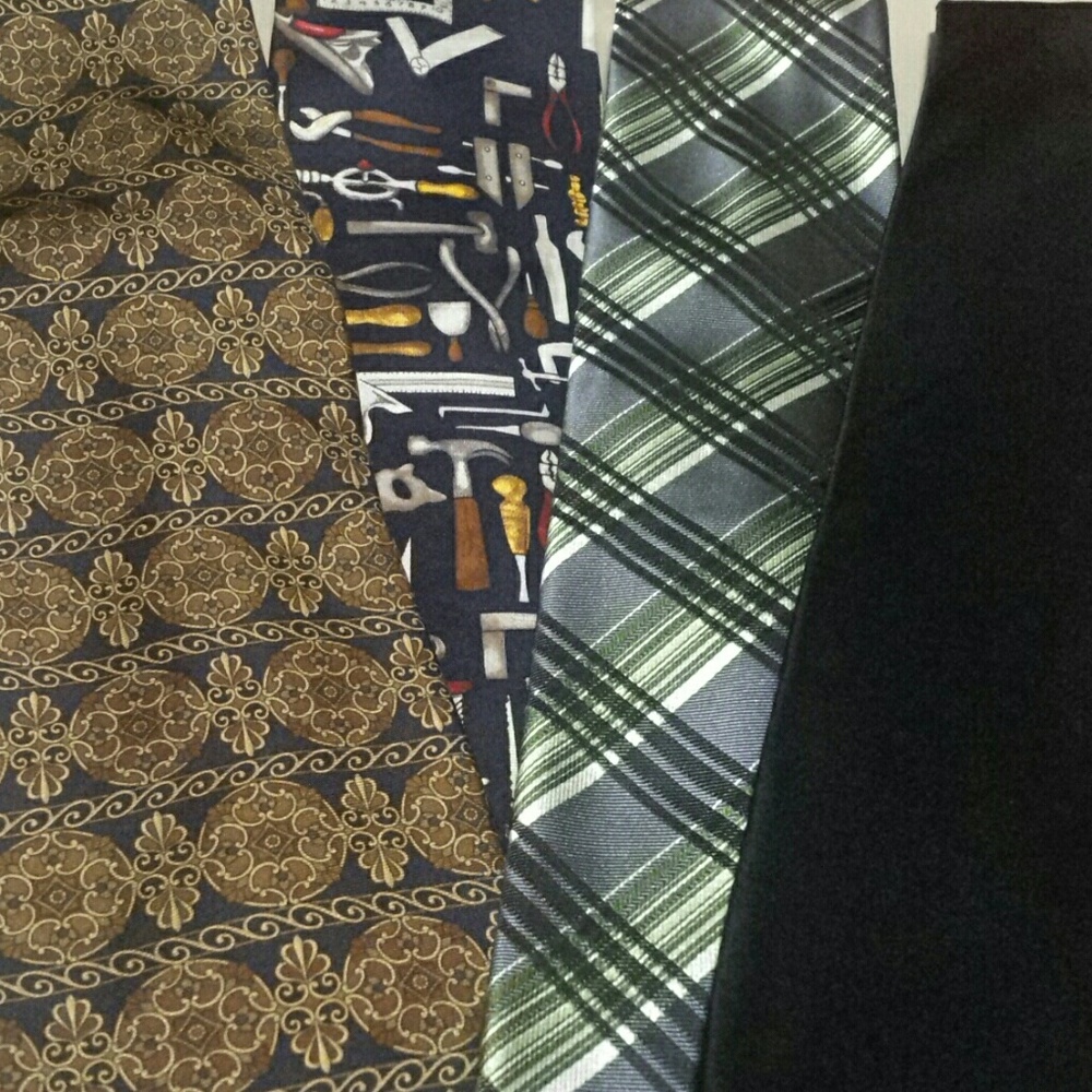 4 Ties - image 1