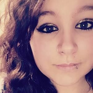 Meet your Posher, Belle