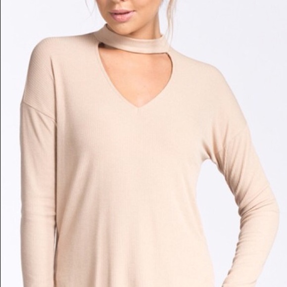 Choker Long Sleeve Tee - Picture 2 of 8