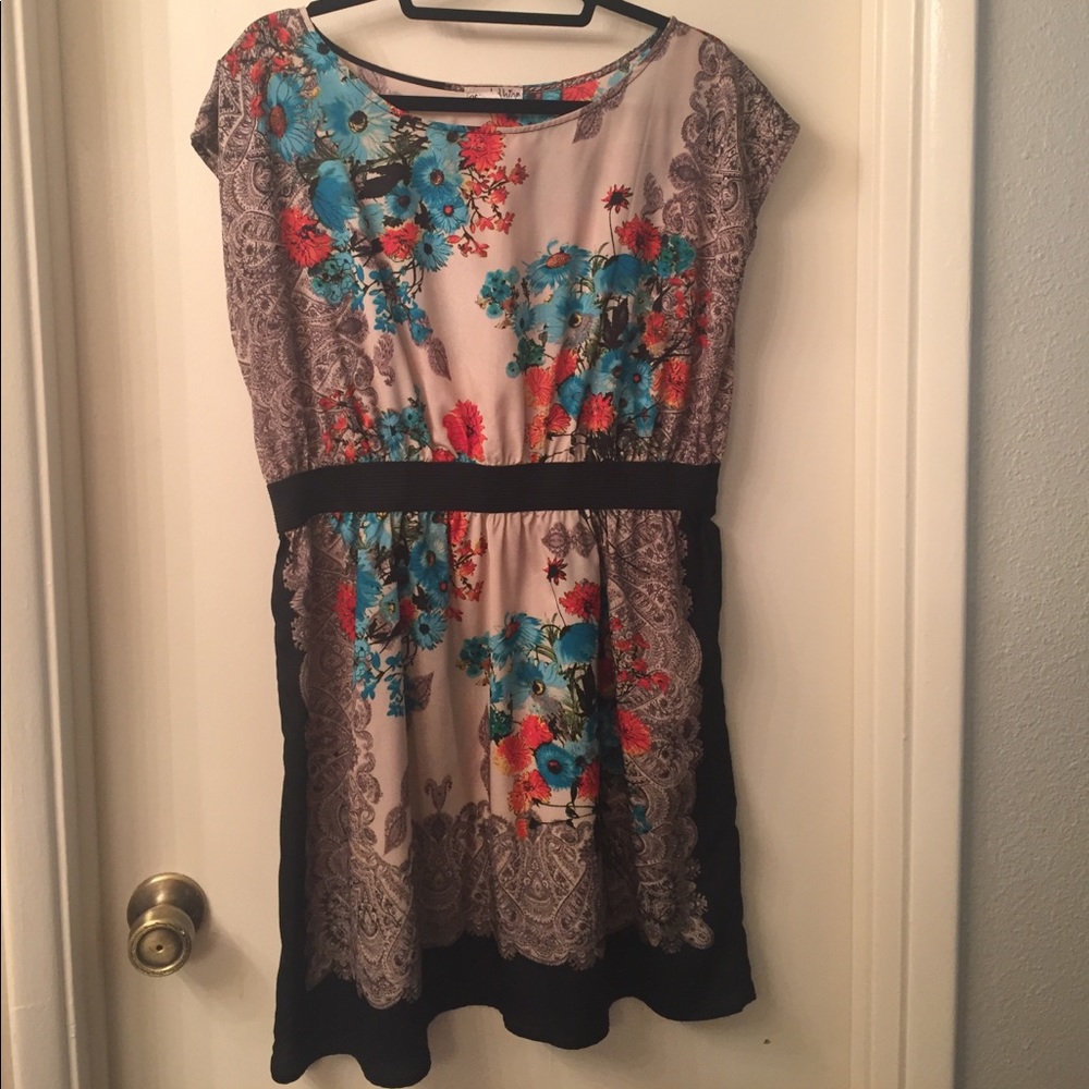 Cute XL floral dress