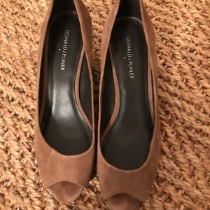 Donald j pliner brown pumps
