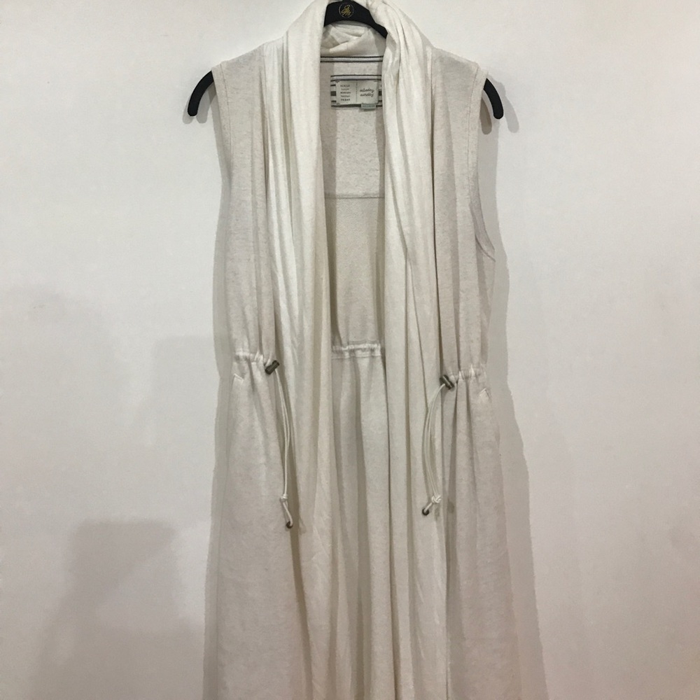 Long sleeveless sweater