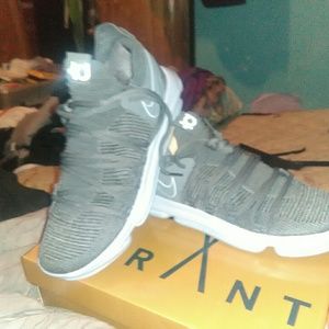 Brand new nike zoom k.d. 10's size 10 1/2