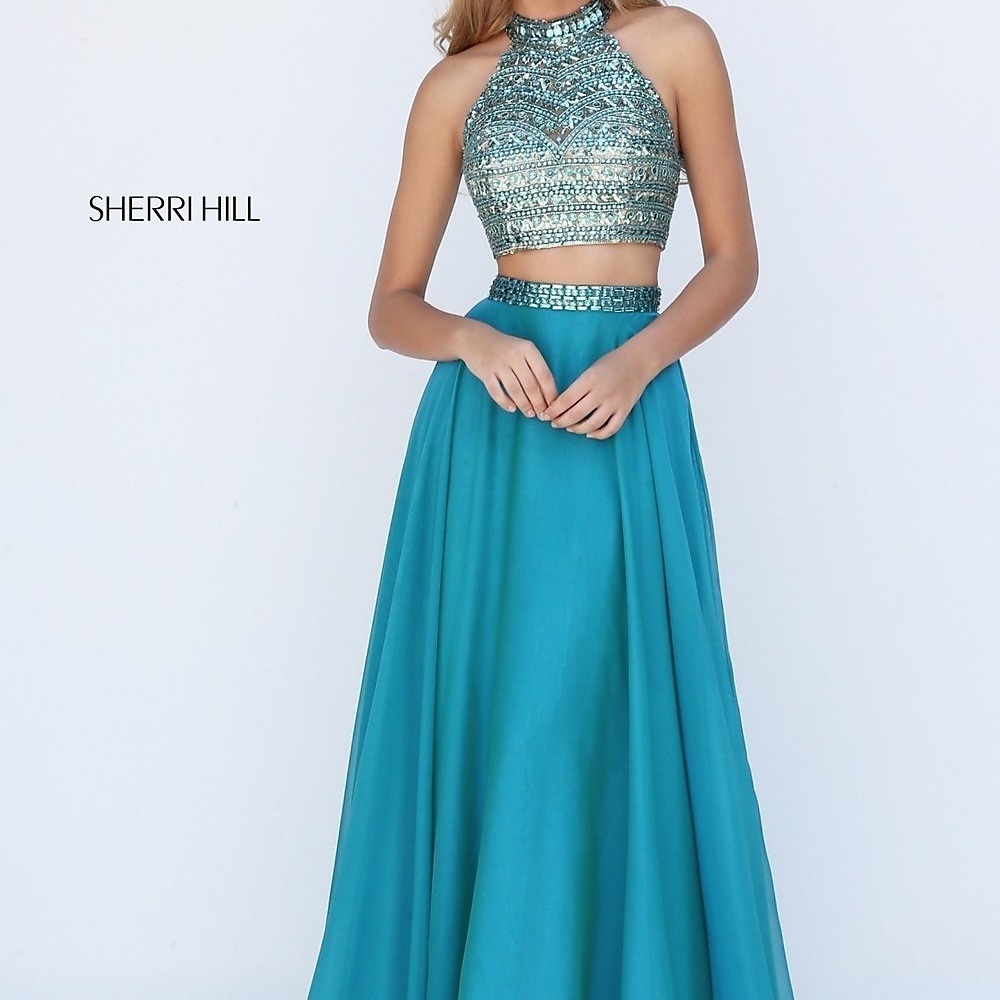 Sherri hill// PLS BUY THIS😭😭😭