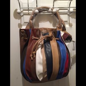 Tricolor handbag