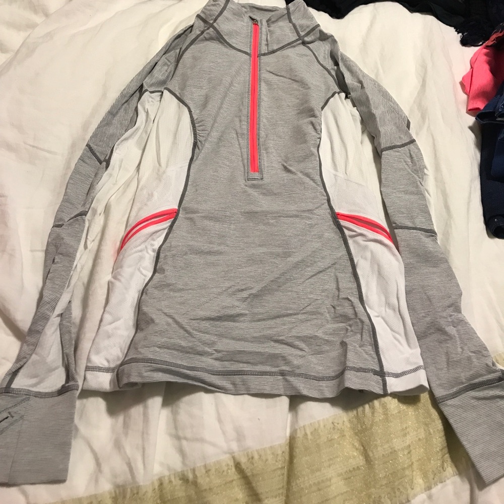 Lululemon pullover