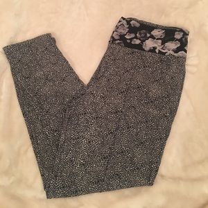 Lululemon departure pant in floral print