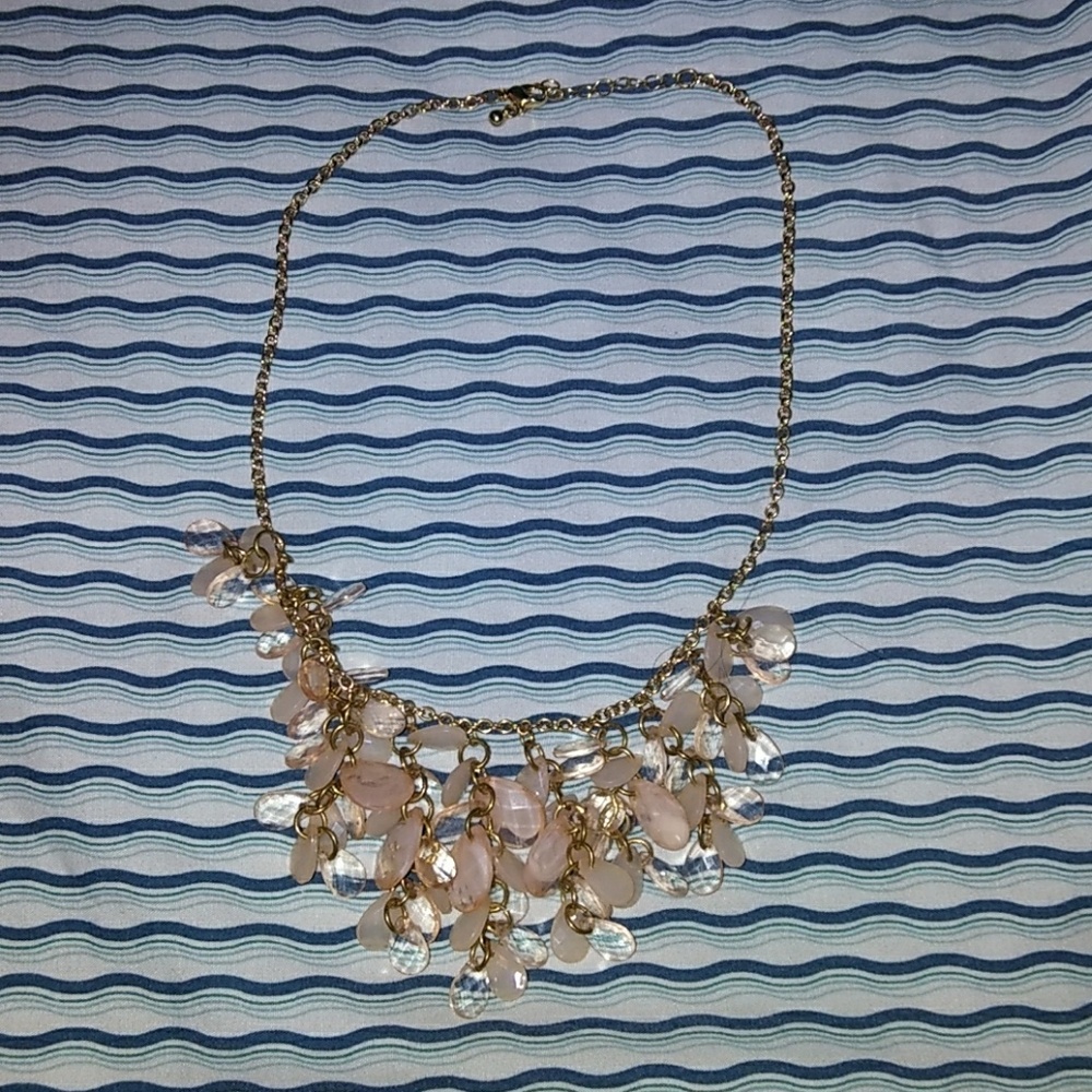 Classy Necklace ❤️❤️❤️