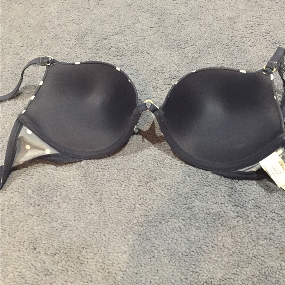 Bra 34D - Picture 2 of 3