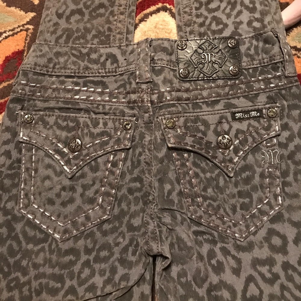 Miss me size 25 RARE cargo jeans
