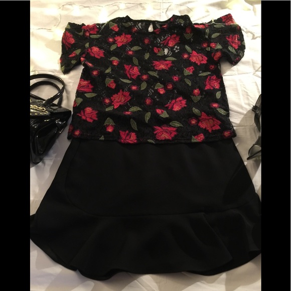 Tops - Rose Pattern Blouse