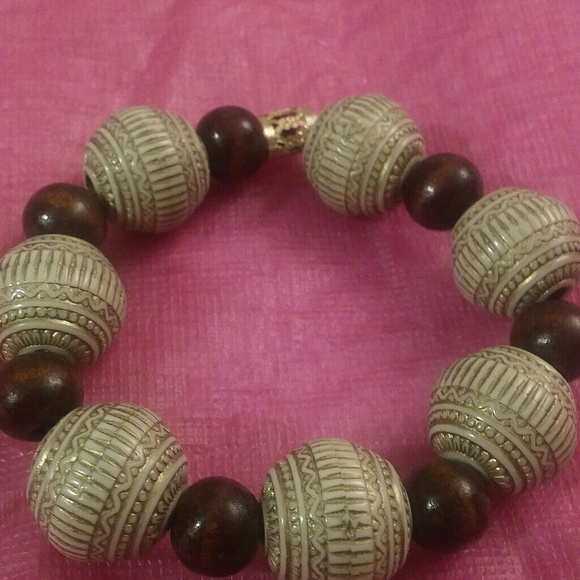 Bracelets - Picture 2 of 2