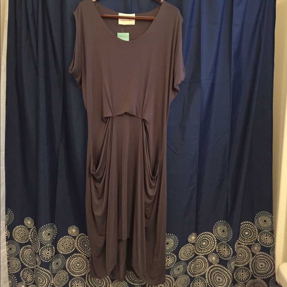 New LIFE Love is free and everlasting brand dress.
