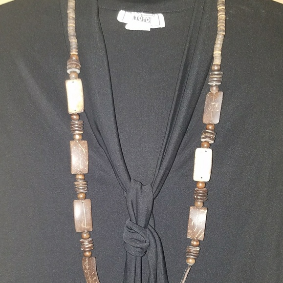 🔴SOLD🔴Black tie front top ☄ - Picture 3 of 4