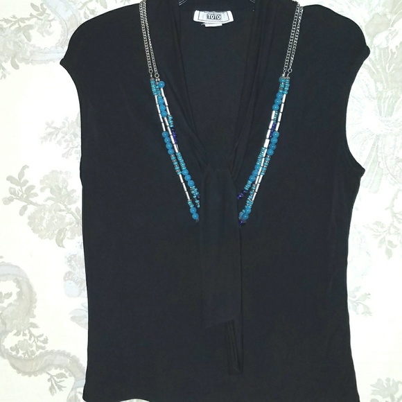 🔴SOLD🔴Black tie front top ☄ - Picture 2 of 4