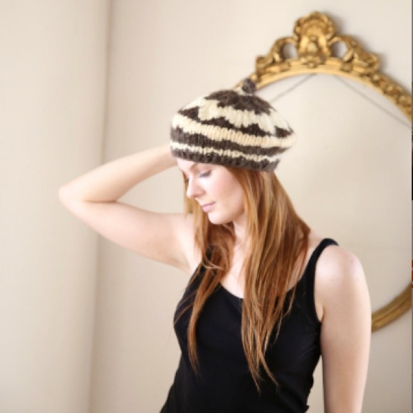 Sold On Etsy Vintage Wool Hat - Picture 2 of 6