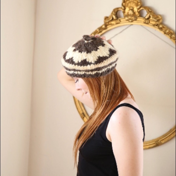 Sold On Etsy Vintage Wool Hat - Picture 3 of 6