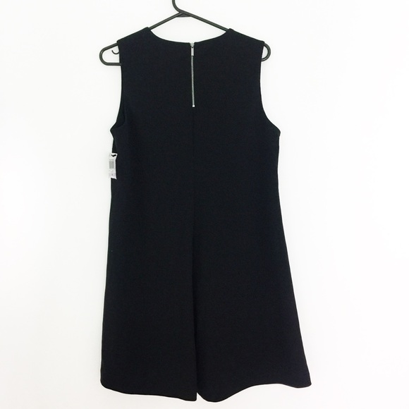 • Alfani • Black Pleated A Line Shift Dress Size 6 - Picture 2 of 7