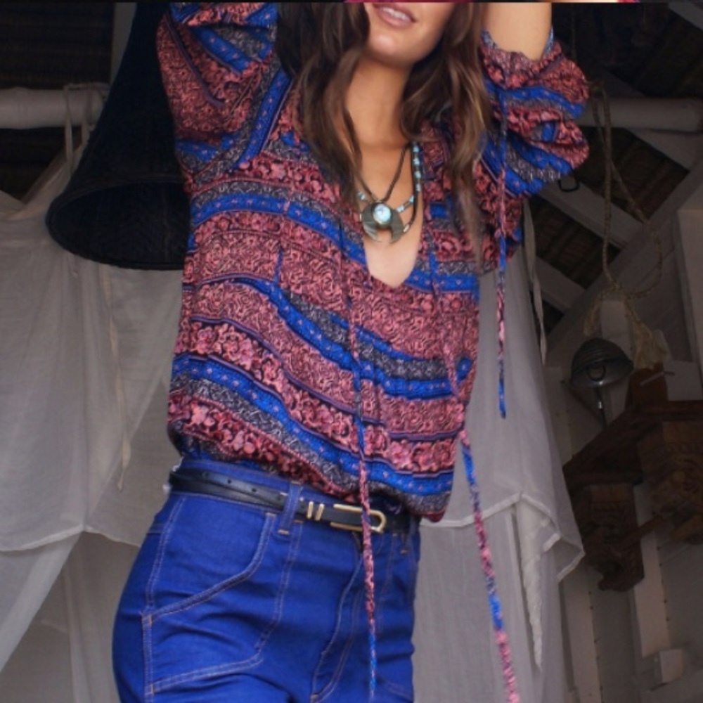Striped Flowy TOP Bell Sleeves Talulah Blouse - Picture 3 of 5