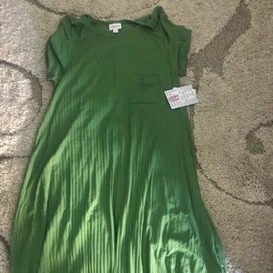 Lularoe green medium Carly