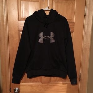 Under armour sweatshirt