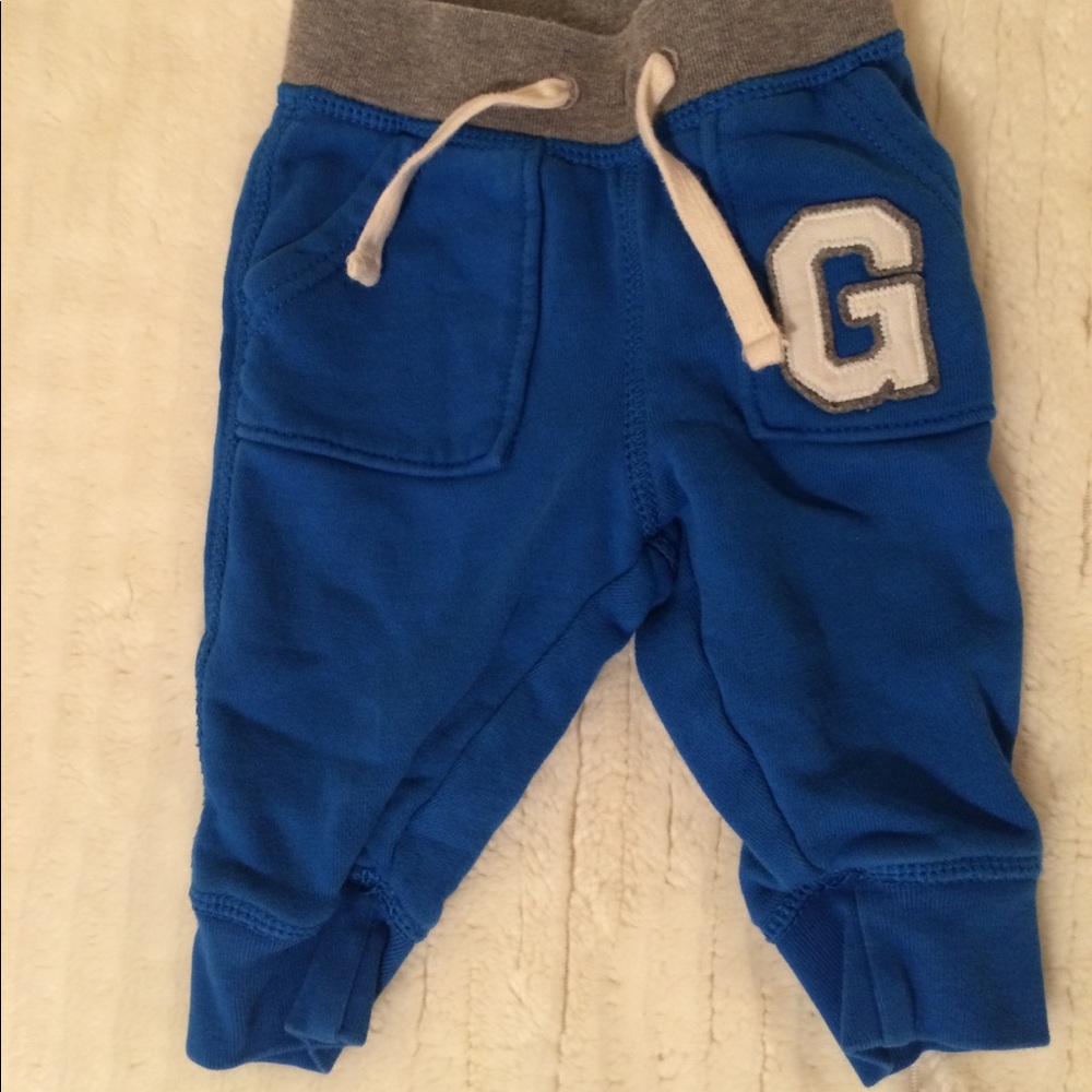Baby Gap 6-12 month logo pants