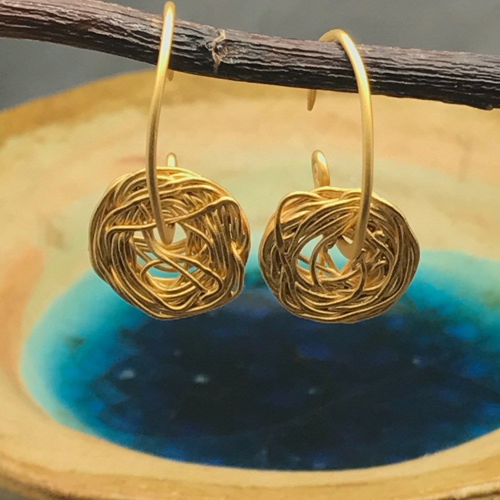 Swirl earrings with 24 karat gold on silver - Picture 4 of 6