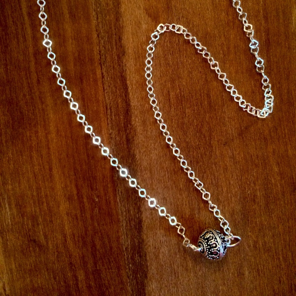 ⚜️Magnetic Personality ~ Necklace⚜️