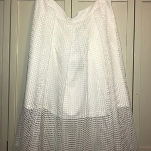 💛WHITE GORGEOUS SKIRT💛