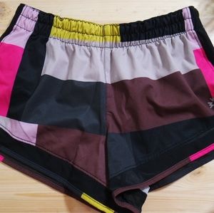 Without walls running shorts