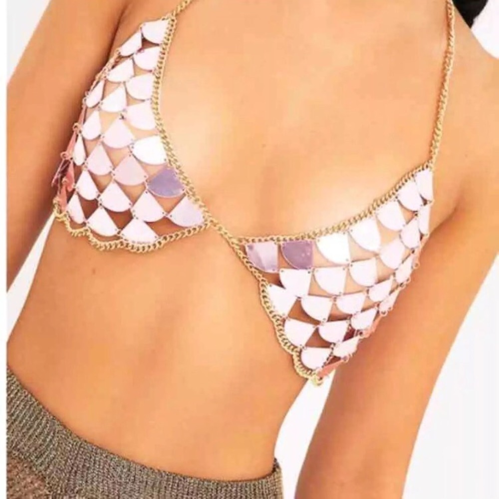 Prettylittlething pink chain bra