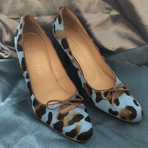 Gianni Bini Blue Leopard Print Pumps
