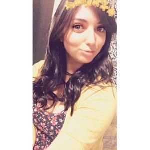 Meet your Posher, Andrea