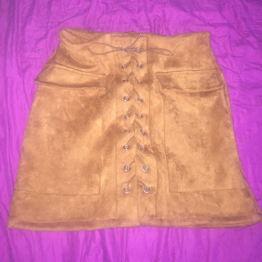 Laced cotton polyester skirt with zipper