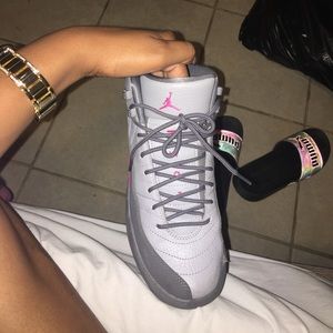 Retro 12's Pink And Gray