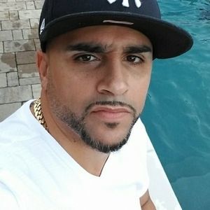 Meet your Posher, Henry