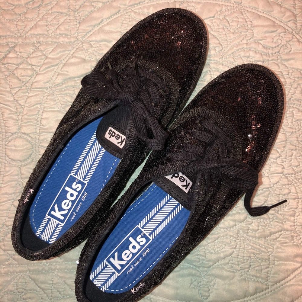 Keds Sequin Sneakers NEW NEVER WORN