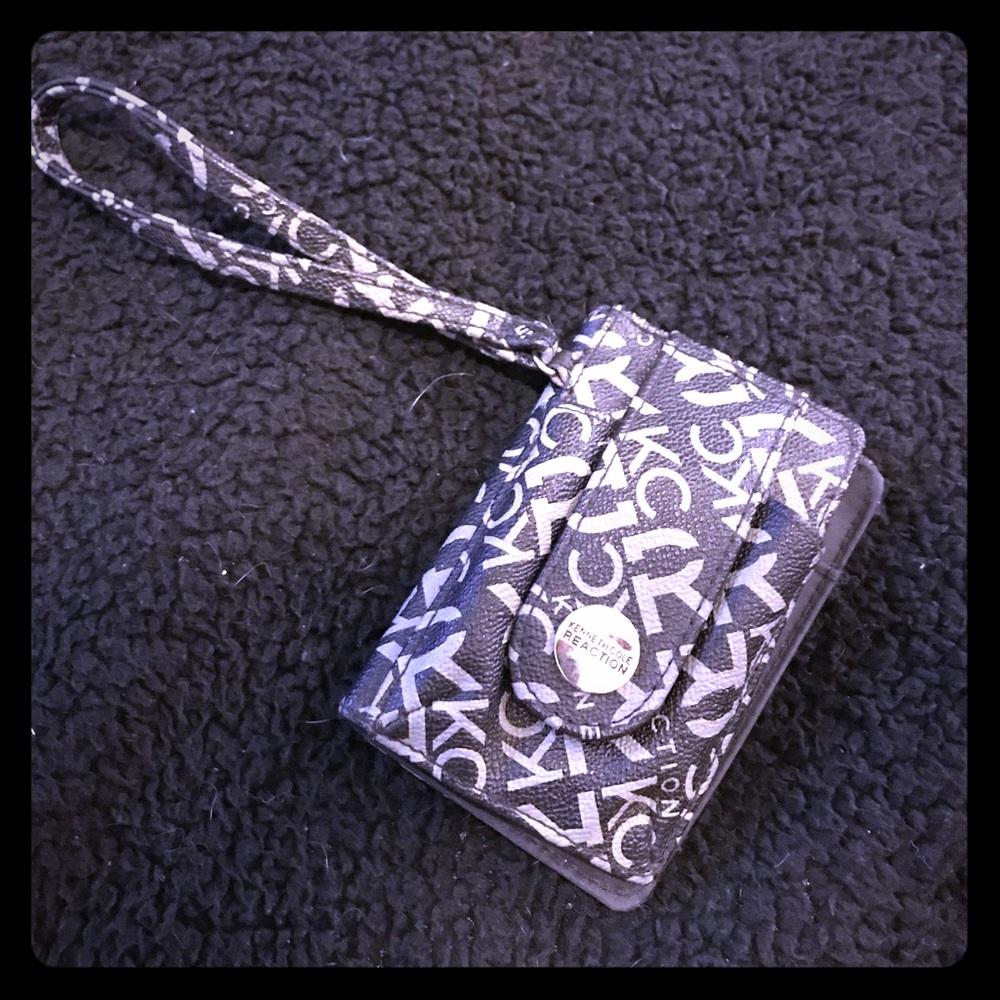 Kenneth Cole Reaction wristlet