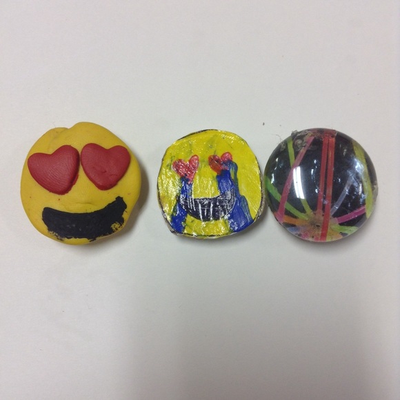Emoji Magnets - Picture 1 of 1