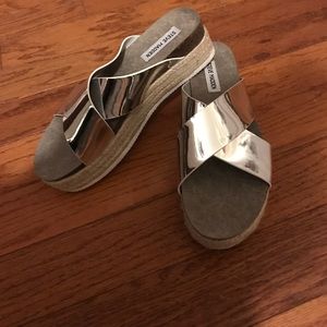 Steve Madden silver slip on platforms